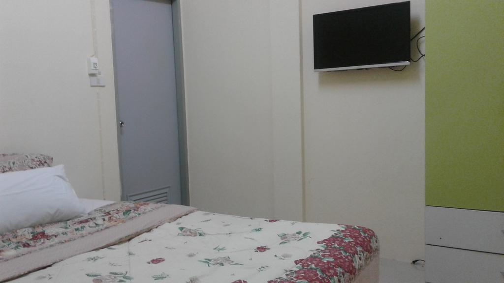 Lemon Tree Motel Surat Thani Exterior photo